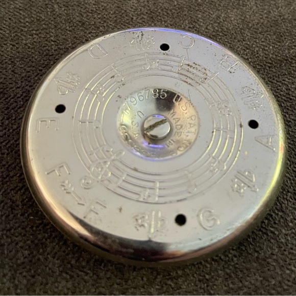 WM KRATT CO THE MASTER KEY PITCH INSTRUMENT. Vintage. In original box. - Picture 2 of 4